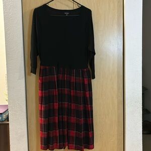 Red & black plaid Torrid sweater dress size 00